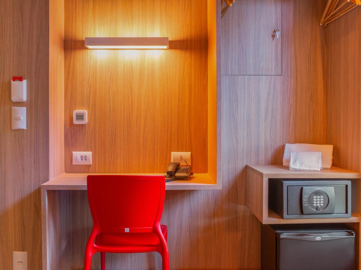Hotel Moov Porto Alegre Buitenkant foto